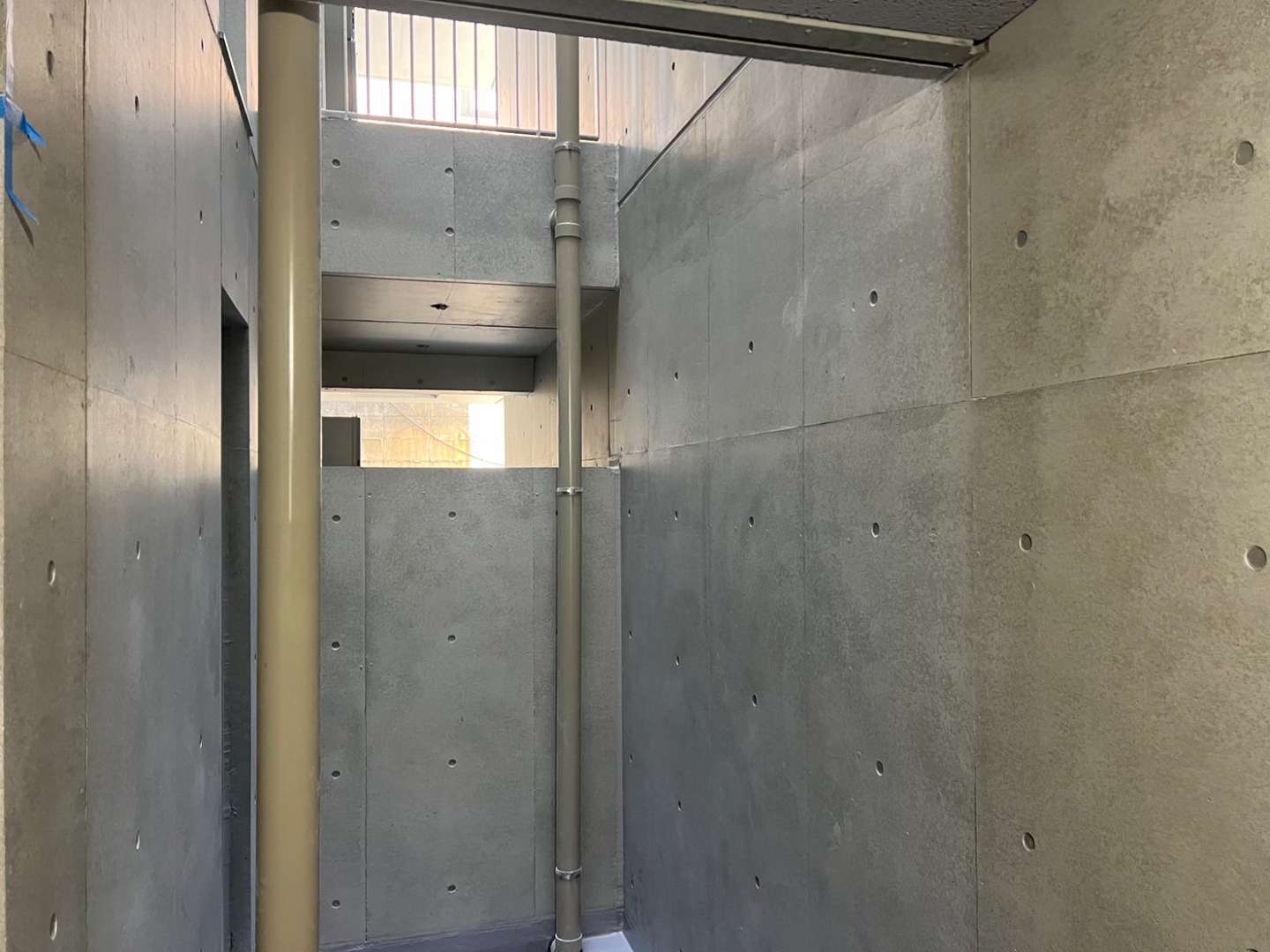 マキタ建設 八王子市東中野 コンクリート塗装 施工後